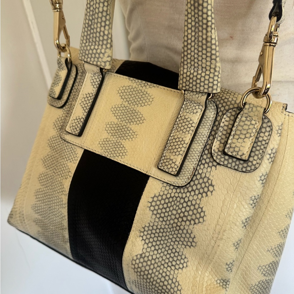 Givenchy Monochrome Snakeskin Patterned Satchel - image 6